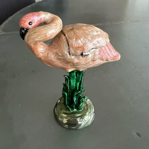 Jeweled flamingo trinket box/figurine - Picture 6 of 15